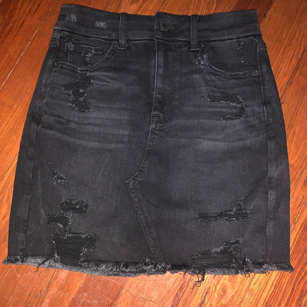 2 “next level stretch” american eagle jean skirt
